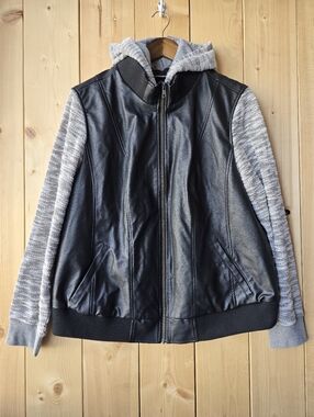 Torrid Mixed Media Hooded Faux Leather Black Bomber Jacket Size 1